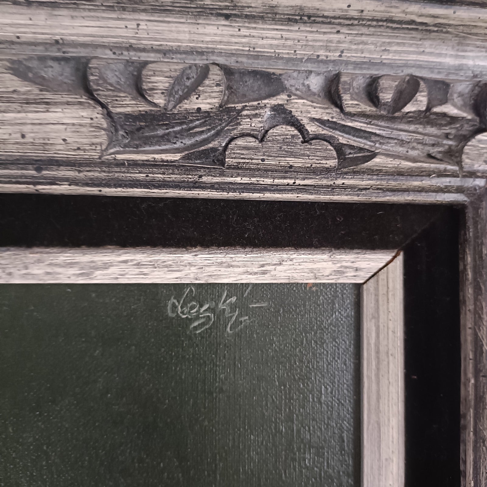 Original oil on canvas portrait of a rabbi in black and grey frame by Solomon Leski, created in 1928.