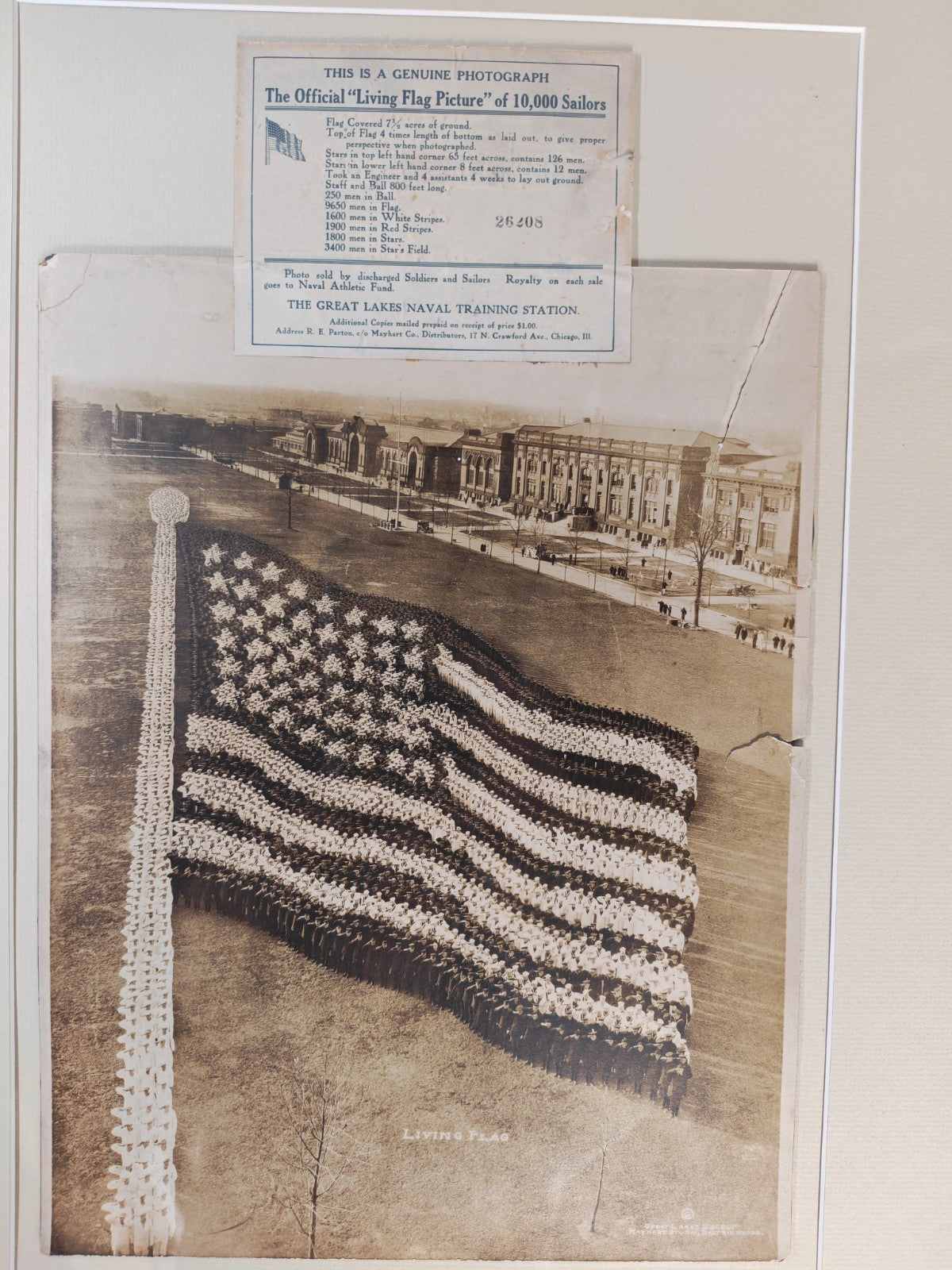 1917 WWI Living Flag Photo of 10,000 Sailors Great Lakes Naval Training Station